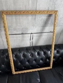 絵　ポスターアンティーク大きい額縁Ａ１ 金色装飾フレーム プラスチックガラス付き