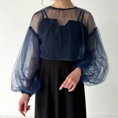 【新品未使用】JUNOAH チュールボリュームスリーブリボントップスのサムネイル