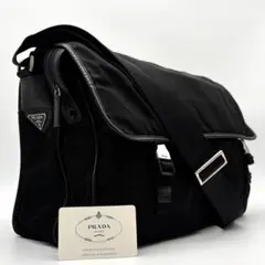 【A4収納可】プラダ　メッセンジャーバッグ サフィアーノレザー　大容量　ナイロン