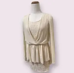 ペプラム タイトワンピース シフォン 白ベージュ レース きれいめ キャバドレス