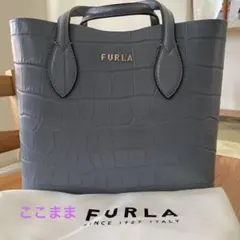 FURLA 型押し皮革トート　未使用品