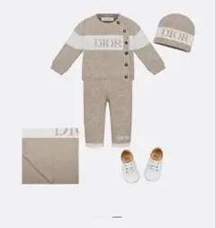 2025年最新】diorロンパースの人気アイテム - メルカリ