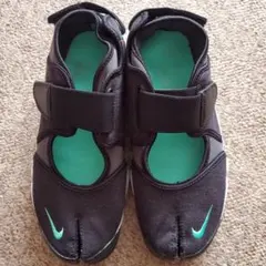 NIKE　エアリフト　25cm