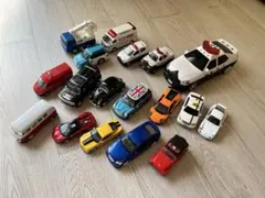 トミカ　ミニカーセット パトカー・救急車・消防車など