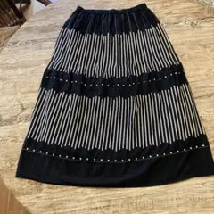 新品未使用 PJC 大西和子 麻スカート 黒地✕幾何柄刺繍 - メルカリ