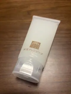 松山油脂 肌をうるおす保湿クレンジングのサムネイル