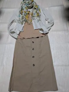 GU ベージュ Iライン ロングスカート 綿100