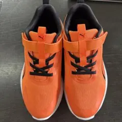PUMA オレンジ スニーカー ベルクロ