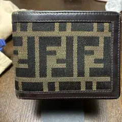 FENDI ズッカ柄 二つ折り財布