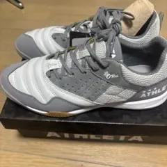 ATHLETA O Rei グレー サッカーシューズ新品！ 26.5