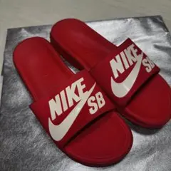 NIKE レディース　スリッパ