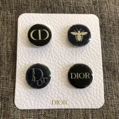 Dior　ノベルティ　ピンバッジ