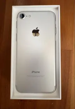 2026年最新】スマートフォン カラー：シルバー スマートフォン本体の