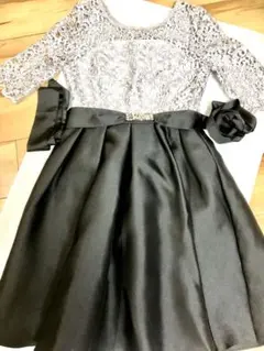 ☆超・超・目玉商品♢上品で可愛い♢刺繍ワンピースドレス☆美品☆Mサイズ