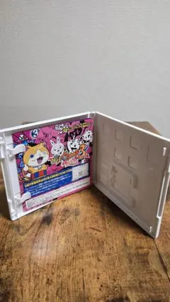 Item thumbnail for item d8aa2138-8082-48b0-9a48-7811f0763e1a