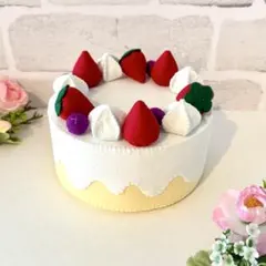 展示¥850]苺とキウイのロールケーキ(フェルトケーキ) - メルカリ