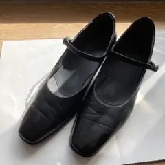 アシックスペデラ　ブラック ストラップ付きパンプス 23cmのサムネイル