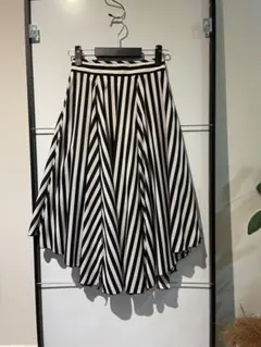 美品　DOUBLE STANDARD CLOTHING フレアスカート 36のサムネイル