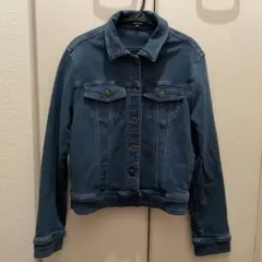 Item thumbnail for item f7eeeda6-360b-4386-8be8-a12f7191ae5b