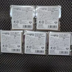 ⑩　プロセカ　グリッター缶バッジ　未開封　37B