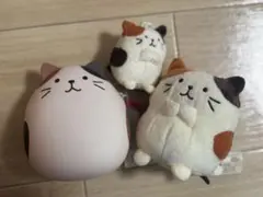 ふくふくにゃんこ　fukufukunyanko ぬいぐるみ2体シリコンポーチ