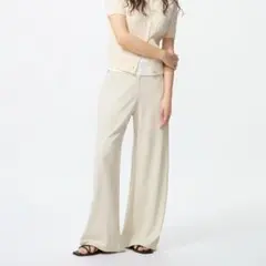 【ユニクロ】クレープジャージーストレートパンツ／Sサイズ