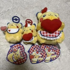 ピカチュウダイナー　ぬいぐるみ　マスコット