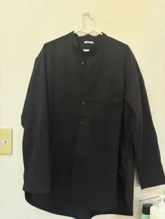 や*N様 黒い長袖シャツ ボタン付き
