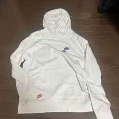 Nike ホワイト フード付きパーカー