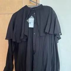 黒 フリルデザイン シャツ フリーサイズ