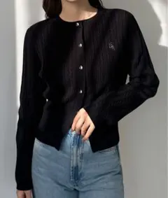 【新品未使用】JUNOAH Louereゴールドボタンケーブルニットカーディガン