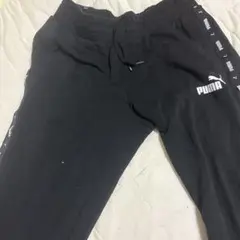 PUMA 黒 ジャージパンツ