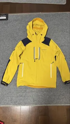 mont-bell イエロー　ロッシュパーカー