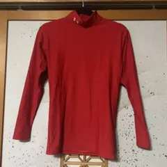 Under Armour レッド長袖インナーウェア