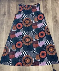 marimekko 花柄ノースリーブワンピース