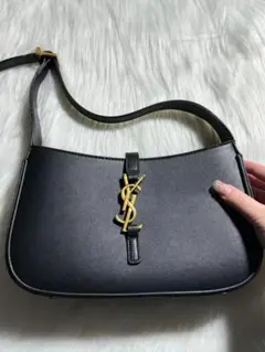 ショルダーバッグ