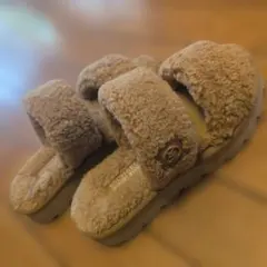 2025年最新】MICHAEL KORS サンダル・ミュールの人気アイテム