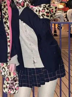 【ベージュスクールカーディガン】制服 白 グレー 紺