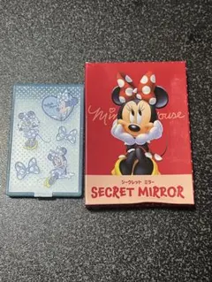 ディズニーストア　ミニーマウス　シークレットミラー　水色　ミニサイズ　新品