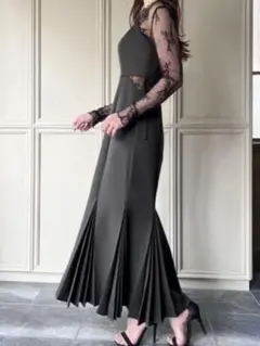 JUNOAH ウエストカットアウトプリーツマーメイドキャミワンピース