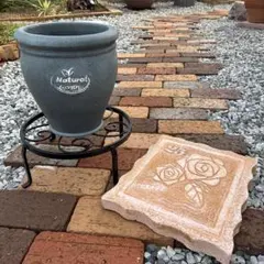 Natural Gardenテラコッタ植木鉢・切手型踏み石プレートセットのサムネイル