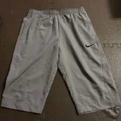 Nike DRI-FIT グレー ショートパンツ Lサイズ