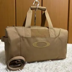 早い者勝ち！OAKLEY バック キャップ セット 新品 - メルカリ 早い者勝ち！OAKLEY バックキャップ セット新品