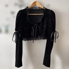 黒いベルベットクロップドカーディガン