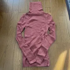 ハイネックニット