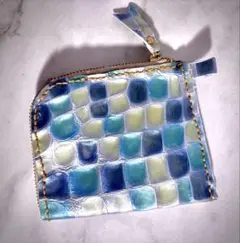 即購入大歓迎！つやつやL字型コンパクトステンドグラスレザー財布 クリアブルー