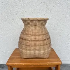 鳥越竹細工 すず竹 二重編みの背負い籠 花入れ - メルカリ