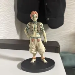 猗窩座フィギュア 立ちポーズ