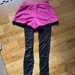 ピンクショートパンツとブラックレギンス M