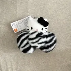 【新品】ハローキティ　アベイル　マスコットチャーム　ゼブラ柄